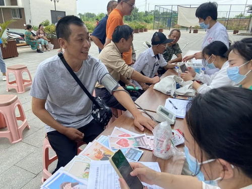 樊口社區組織開展心理健康咨詢與義診活動，拓展居民心理服務